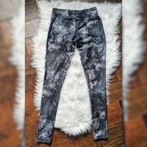 Academy BCG Workout Leggings - Size small